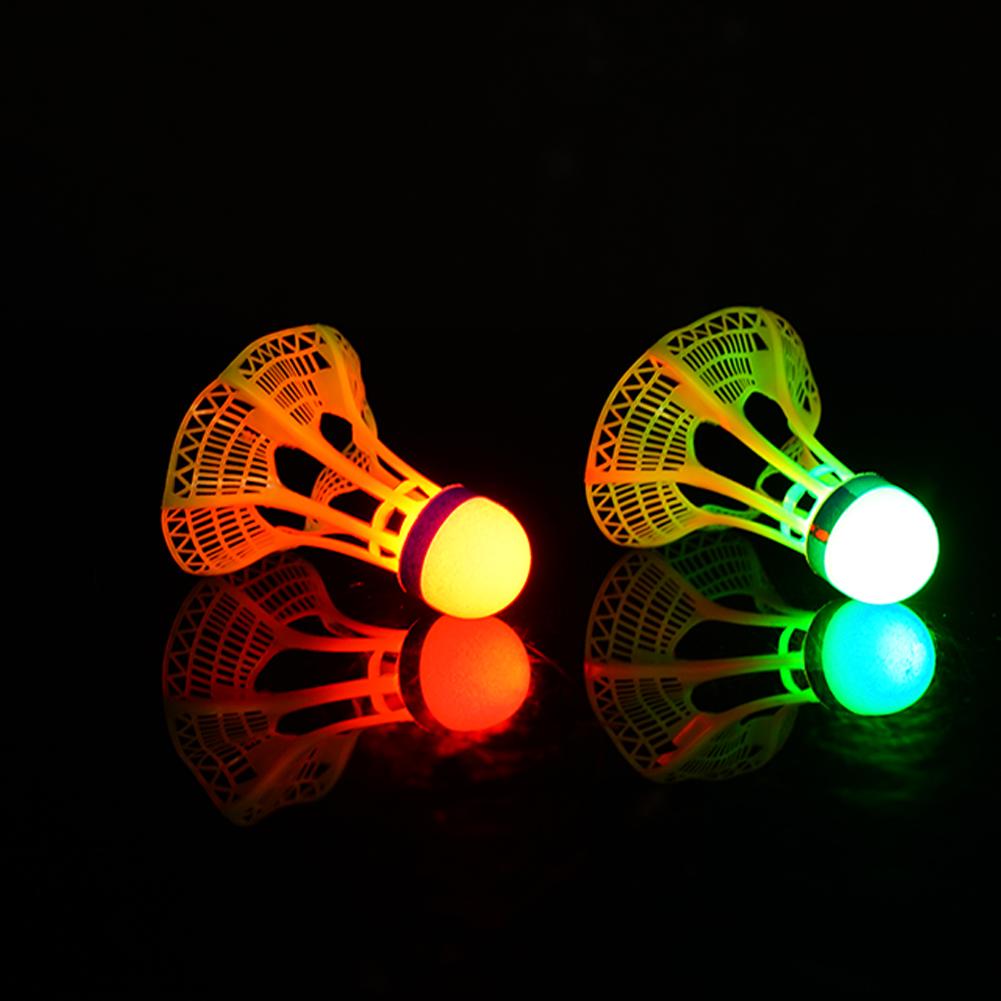 6pcs Glow In The Dark Shuttle  - Badminton Raket recension och pris